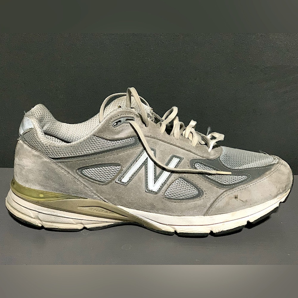 New Balance 990v4 unisex grey and white size 11